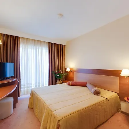 Hotel Palas Hotel