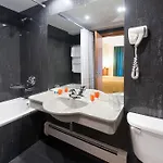 Hotel Palas 4* מאמאיה