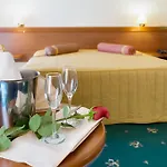 Hotel Palas מאמאיה