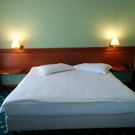 Hotel Palas 호텔 마마이아