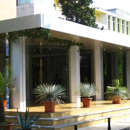 מלון Hotel Palas